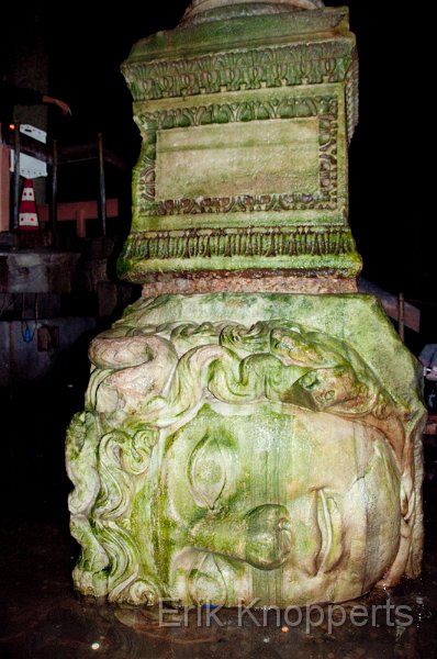 Isanbul_264_Basilica_Cistern3.jpg